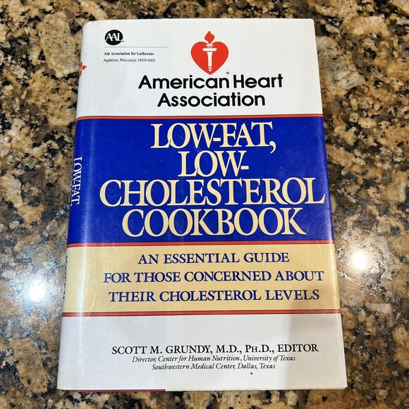 American Heart Association Low Fat Low Cholesterol Cookbook Hardcover - Picture 1 of 11